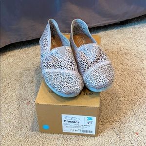 TOMS Silver Morocco Crochet